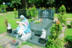 Mẫu mộ xây dựng theo Công Giáo